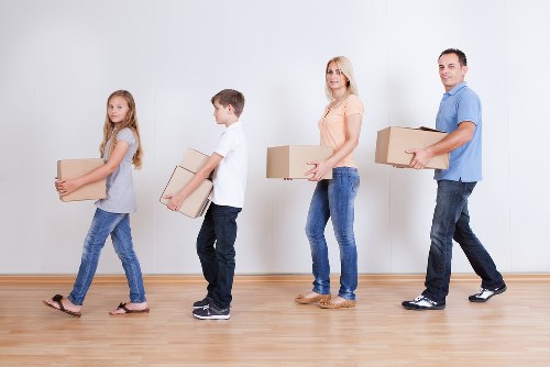Flexible man and van transport for Leyton residents